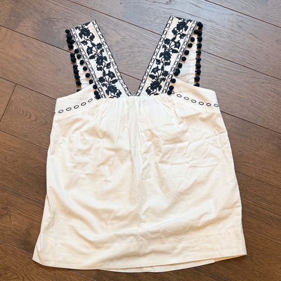 J. Crew Tops - Loomis Embroidered White and  Blue Women's Sleeveless Top Size 0 C7-038